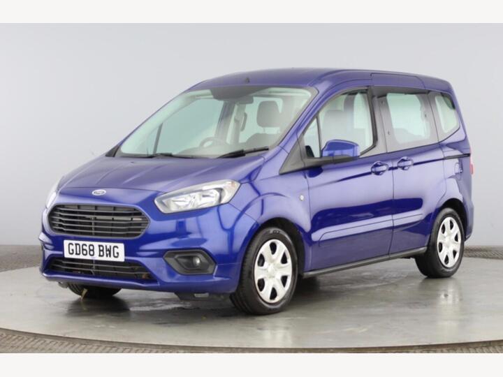 Ford Tourneo Courier 1.0 EcoBoost Zetec Euro 6 5dr Ford Tourneo Courier 1.0 EcoBoost Zetec Euro 6 5dr
