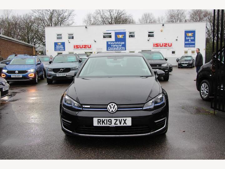 Volkswagen E-Golf 35.8kWh E-Golf Auto 5dr