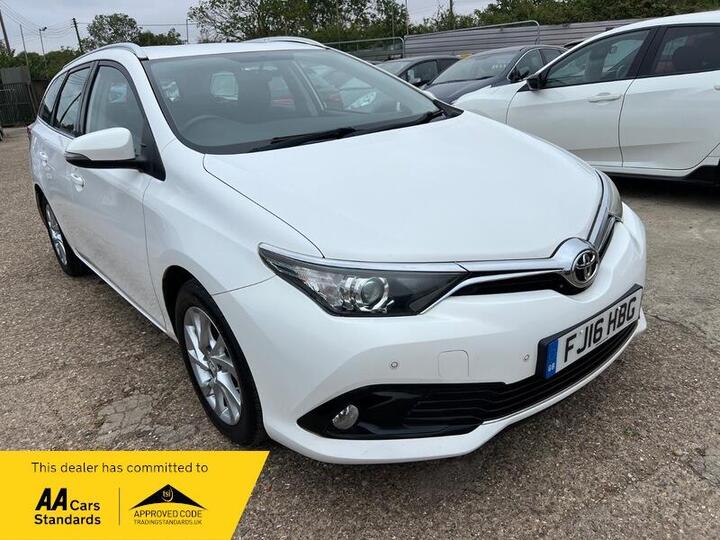 Toyota Auris 1.6 D-4D Business Edition Touring Sports Euro 6 (s/s) 5dr