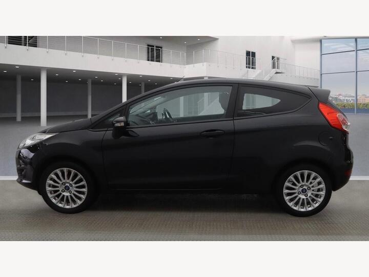 Ford Fiesta 1.0T EcoBoost Titanium Euro 5 (s/s) 3dr