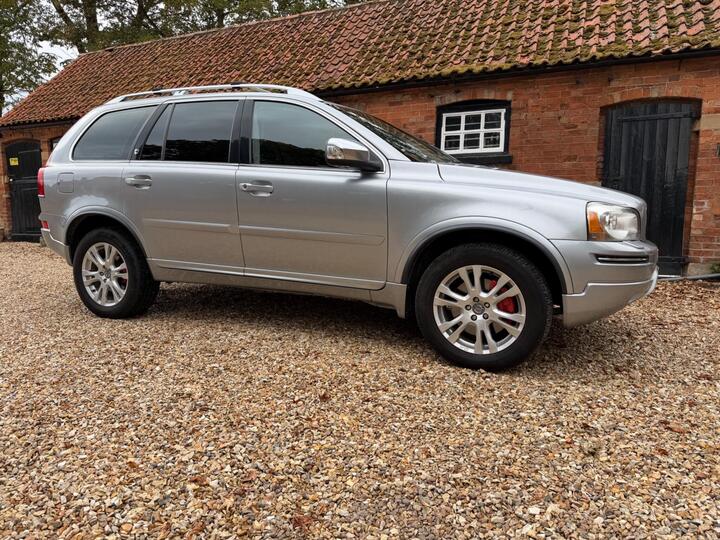 Volvo XC90 2.4 D5 Executive Geartronic 4WD Euro 5 5dr