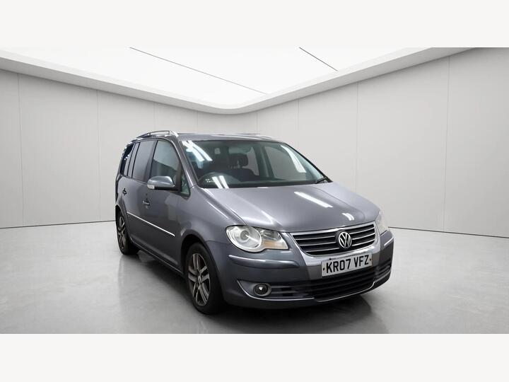 Volkswagen Touran 2.0 TDI Sport DSG 5dr (7 Seats) Volkswagen Touran 2.0 TDI Sport DSG 5dr (7 Seats)