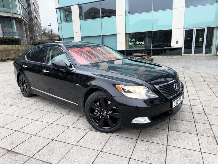 Lexus LS 5.0 600h V8 L RSR CVT 4WD Euro 5 (s/s) 4dr