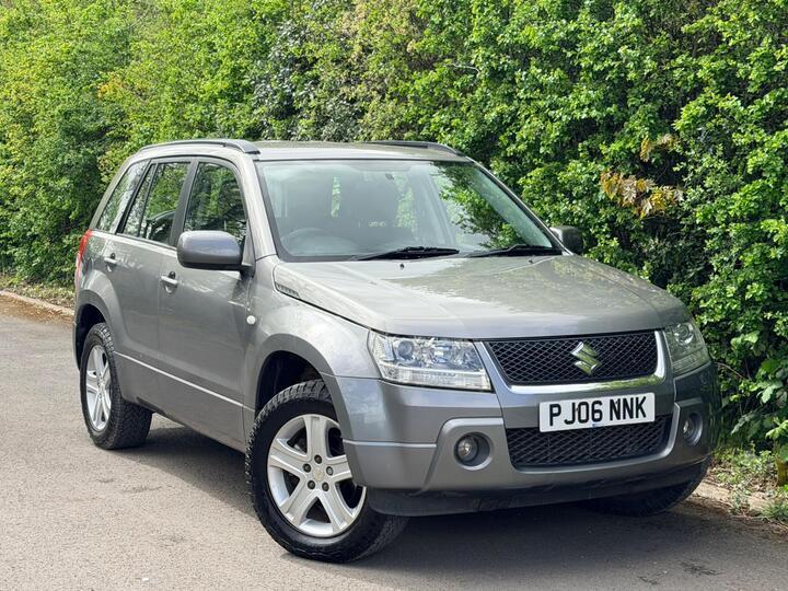 Suzuki Grand Vitara 2.0 16V Auto 4WD Euro 4 5dr Suzuki Grand Vitara 2.0 16V Auto 4WD Euro 4 5dr