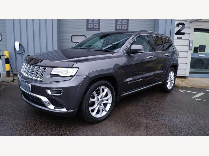 Jeep Grand Cherokee 3.0 V6 CRD Summit Auto 4WD Euro 5 5dr Jeep Grand Cherokee 3.0 V6 CRD Summit Auto 4WD Euro 5 5dr