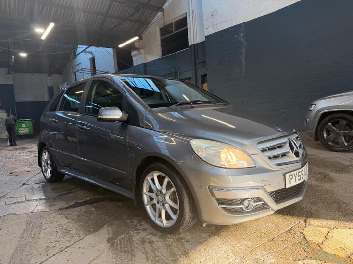 Mercedes-Benz B Class 2.0 B200 CDI Sport CVT 5dr