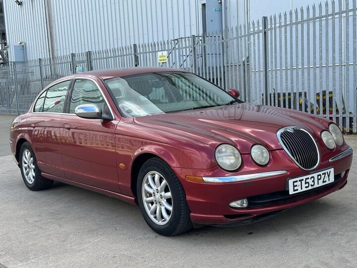 Jaguar S-Type 2.5 V6 SE Plus 4dr