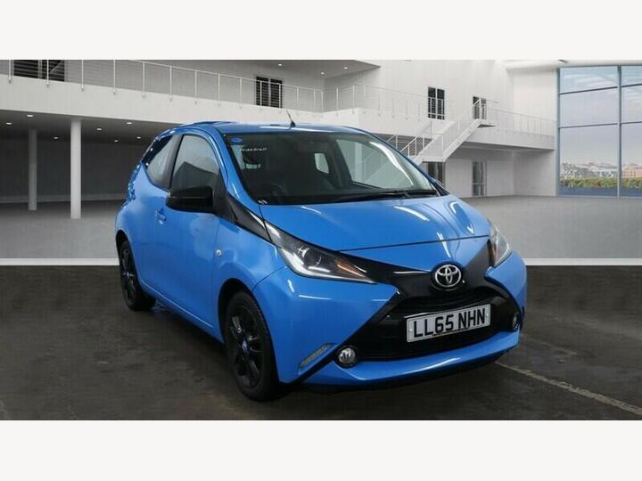 Toyota AYGO 1.0 VVT-i X-cite X-shift Euro 6 5dr