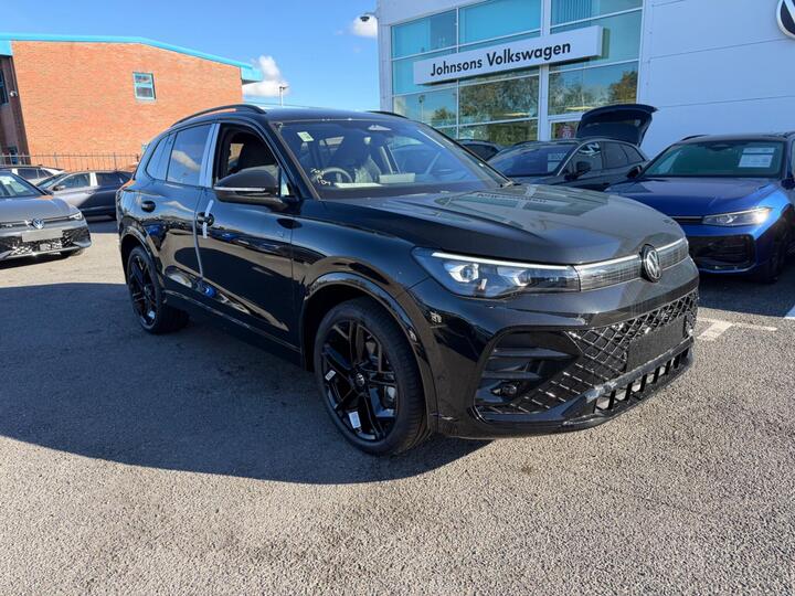 Volkswagen Tiguan 1.5 ETSI MHEV Black Edition DSG Euro 6 (s/s) 5dr