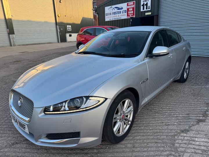 Jaguar XF 2.2d Luxury Auto Euro 5 (s/s) 4dr