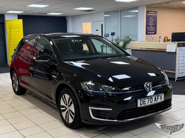 Volkswagen E-Golf 35.8kWh E-Golf Auto 5dr
