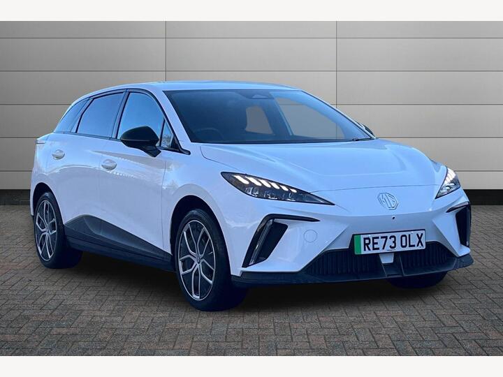 MG MG4 64kWh Trophy Long Range Auto 5dr