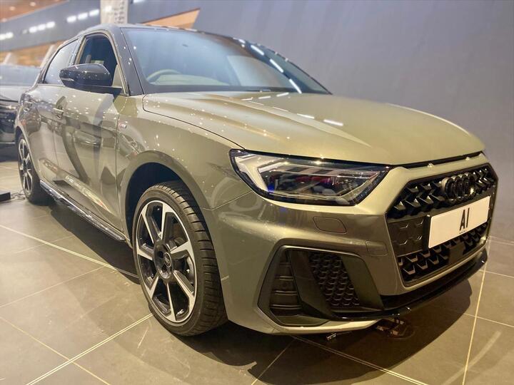 Audi A1 1.0 TFSI 30 Black Edition Sportback S Tronic Euro 6 (s/s) 5dr