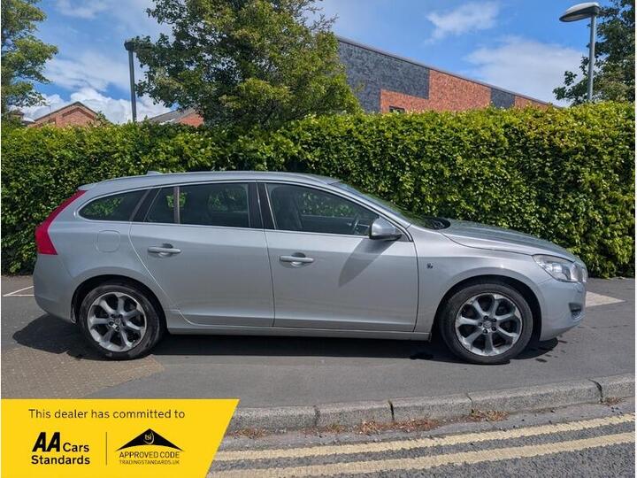 Volvo V60 2.0 D3 Ocean Race Euro 5 (s/s) 5dr