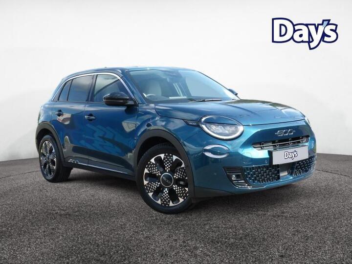 Fiat 600e 54kWh La Prima Auto 5dr