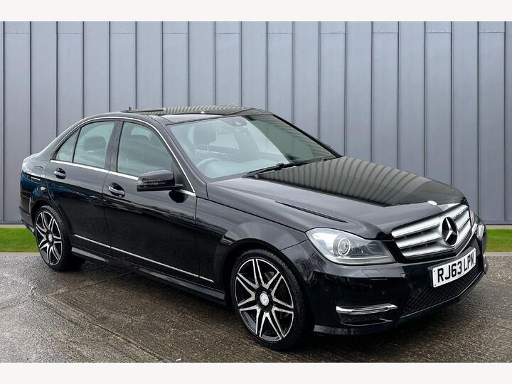 Mercedes-Benz C Class 2.1 C200 CDI AMG Sport Plus G-Tronic+ Euro 5 (s/s) 4dr