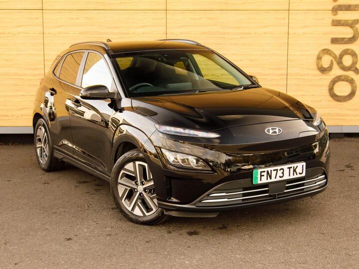Hyundai KONA 64kWh Premium Auto 5dr (10.5kW Charger)