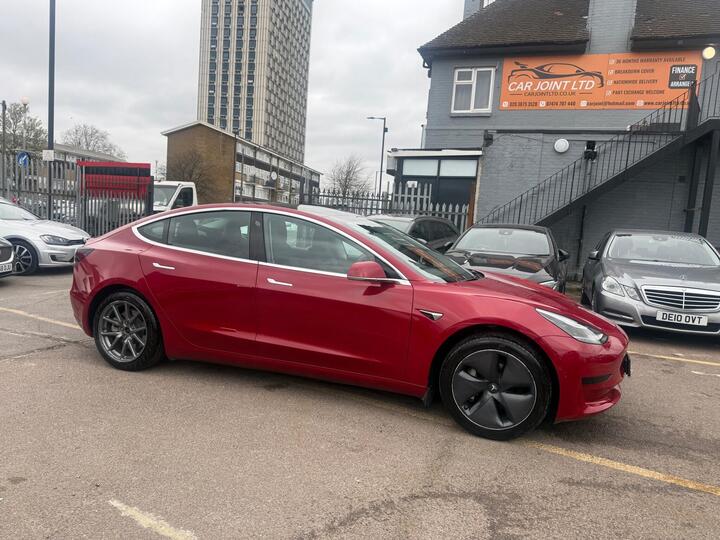 Tesla Model 3 Standard Range Plus Auto RWD 4dr