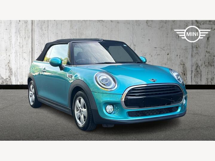 MINI Convertible 1.5 Cooper Classic Steptronic Euro 6 (s/s) 2dr