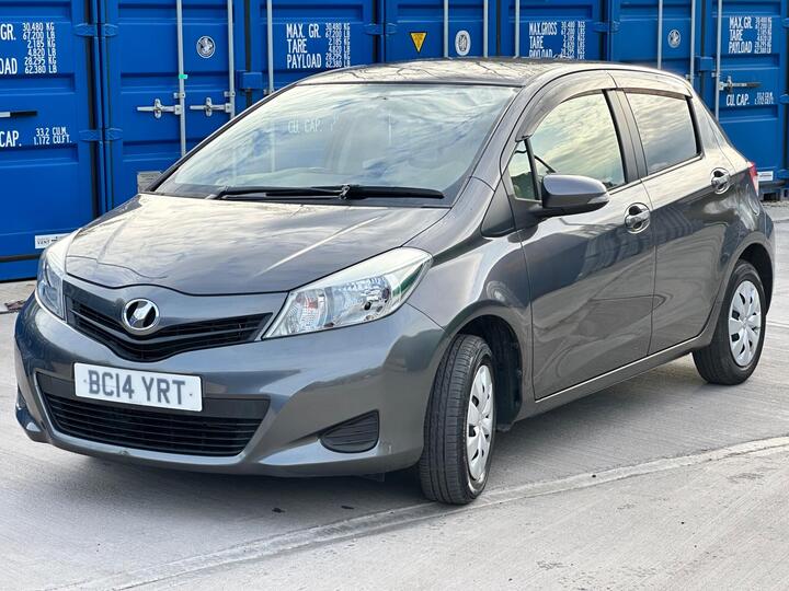 Toyota Yaris /vitz 1.0 Petrol Automatic  2014