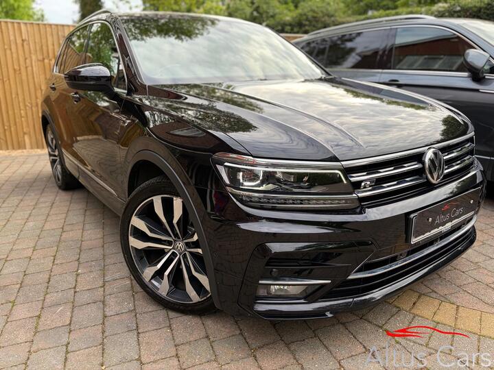 Volkswagen Tiguan 1.5 TSI EVO R-Line DSG Euro 6 (s/s) 5dr Volkswagen Tiguan 1.5 TSI EVO R-Line DSG Euro 6 (s/s) 5dr