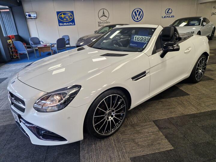 Mercedes-Benz SLC 2.0 SLC200 AMG Line G-Tronic Euro 6 (s/s) 2dr Mercedes-Benz SLC 2.0 SLC200 AMG Line G-Tronic Euro 6 (s/s) 2dr