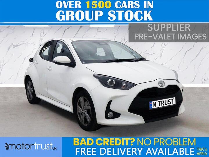 Toyota YARIS 1.5 VVT-h Icon E-CVT Euro 6 (s/s) 5dr