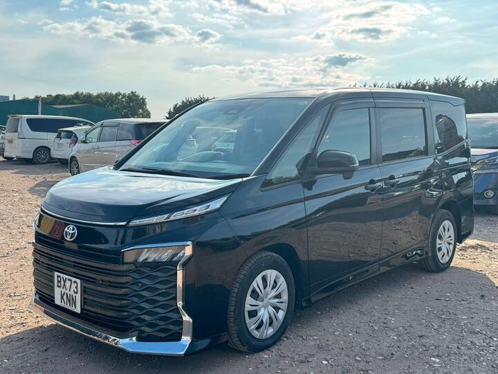 Toyota Voxy 2.0 S-G Direct Shift-CVT 5dr (8 Seats)