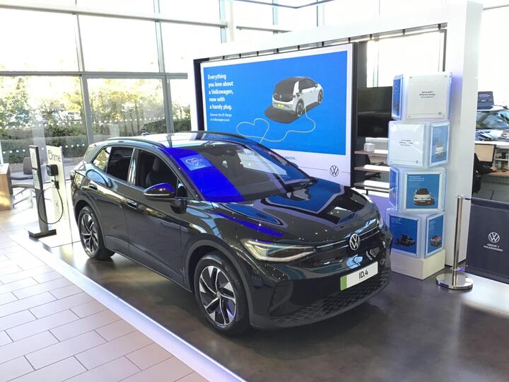 Volkswagen ID.4 Pro 77kWh Match Auto 4Motion 5dr