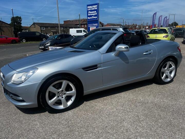 Mercedes-Benz SLK 2.1 SLK250 CDI BlueEfficiency G-Tronic+ Euro 5 (s/s) 2dr Mercedes-Benz SLK 2.1 SLK250 CDI BlueEfficiency G-Tronic+ Euro 5 (s/s) 2dr