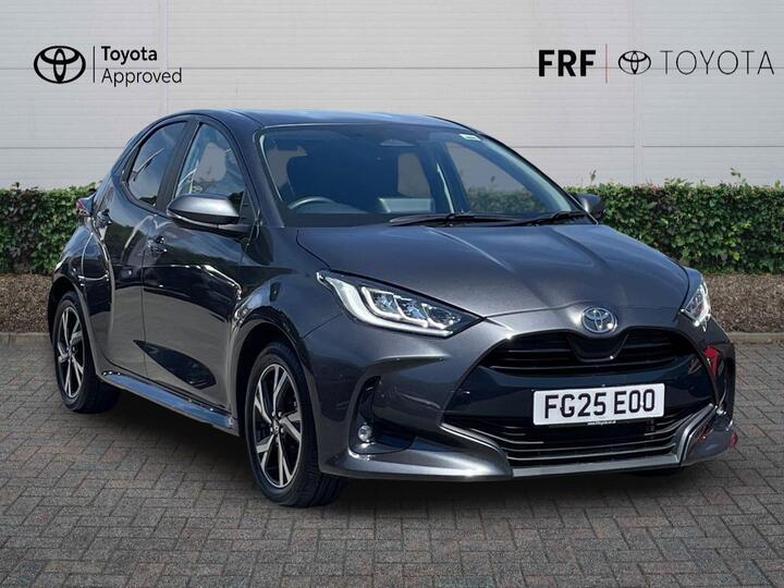 Toyota Yaris 1.5 VVT-h Design E-CVT Euro 6 (s/s) 5dr