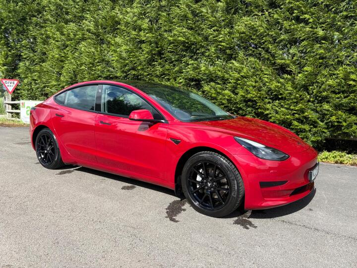 Tesla Model 3 Standard Range Plus Auto RWD 4dr