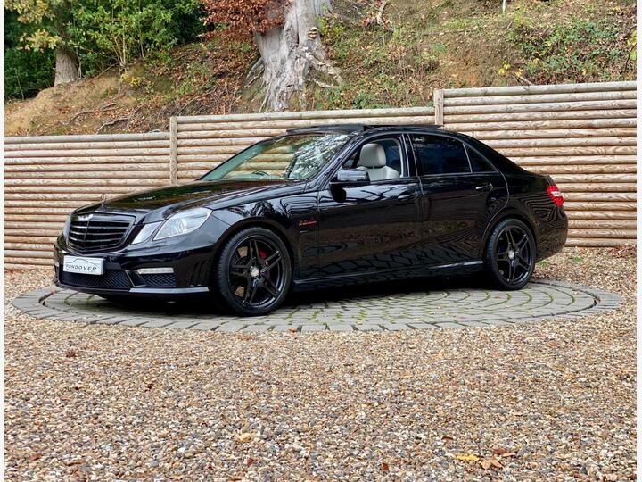 Mercedes-Benz E Class Mercedes-Benz E Class 6.2 E63 V8 AMG PPP Mercedes-Benz E Class Mercedes-Benz E Class 6.2 E63 V8 AMG PPP