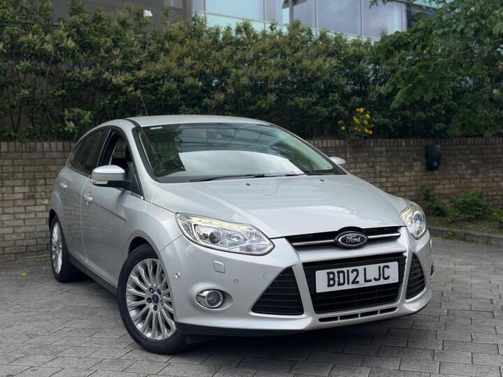 Ford Focus 1.0T EcoBoost Titanium X Euro 5 (s/s) 5dr