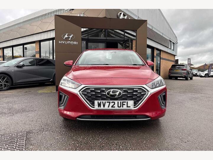 Hyundai Ioniq 1.6 H-GDi Premium DCT Euro 6 (s/s) 5dr Hyundai Ioniq 1.6 H-GDi Premium DCT Euro 6 (s/s) 5dr