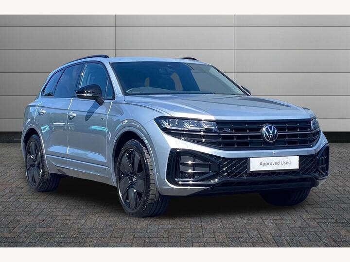 Volkswagen Touareg 3.0 TDI V6 Black Edition Tiptronic 4Motion Euro 6 (s/s) 5dr