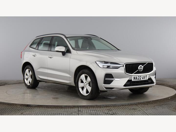 Volvo XC60 2.0 B5 MHEV Momentum Auto AWD Euro 6 (s/s) 5dr