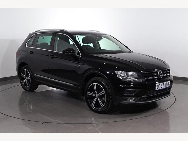 Volkswagen TIGUAN 2.0 TDI SE Navigation 4Motion Euro 6 (s/s) 5dr