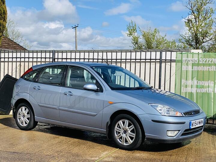 Ford FOCUS 1.6i 16v Ghia 5dr