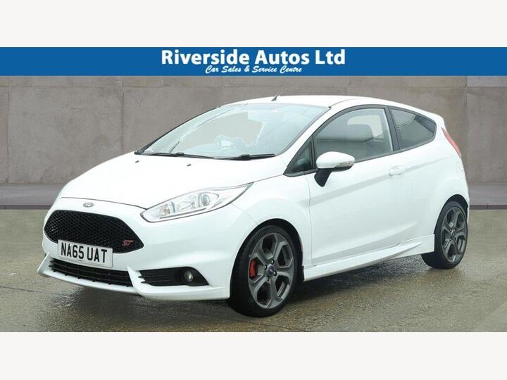 Ford Fiesta 1.6T EcoBoost ST-2 Euro 6 3dr
