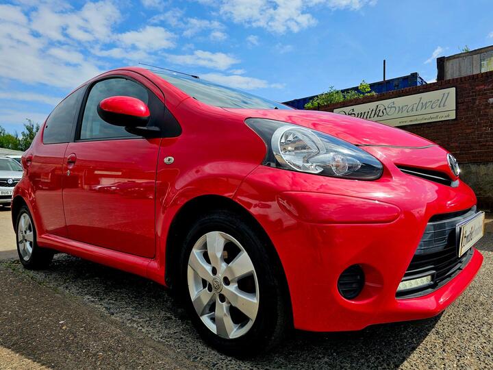 Toyota AYGO 1.0 VVT-i Euro 5 5dr