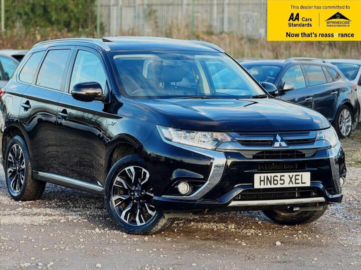 Mitsubishi Outlander 2.0h 12kWh GX4h CVT 4WD Euro 6 (s/s) 5dr Mitsubishi Outlander 2.0h 12kWh GX4h CVT 4WD Euro 6 (s/s) 5dr