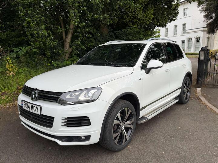Volkswagen Touareg 3.0 TDI V6 BlueMotion Tech R-Line Tiptronic 4WD Euro 5 (s/s) 5dr