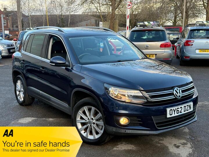 Volkswagen Tiguan 2.0 TDI BlueMotion Tech SE DSG 4WD Euro 5 (s/s) 5dr Volkswagen Tiguan 2.0 TDI BlueMotion Tech SE DSG 4WD Euro 5 (s/s) 5dr