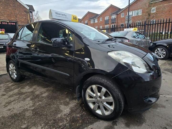 Toyota YARIS 1.0 VVT-i TR 5dr