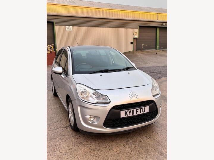 Citroen C3 1.4i VTR+ Euro 5 5dr Citroen C3 1.4i VTR+ Euro 5 5dr