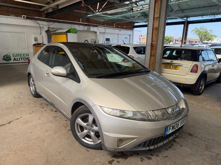 Honda Civic 1.8 I-VTEC ES I-Shift 5dr