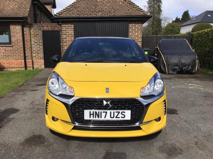 DS AUTOMOBILES DS 3 1.2 PureTech Elegance Euro 6 3dr DS AUTOMOBILES DS 3 1.2 PureTech Elegance Euro 6 3dr