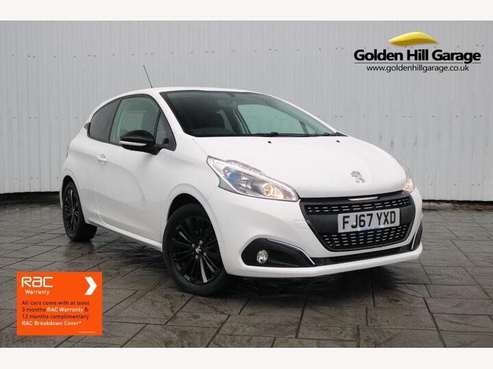 Peugeot 208 HATCHBACK 1.2 PureTech Black Edition Euro 6 3dr