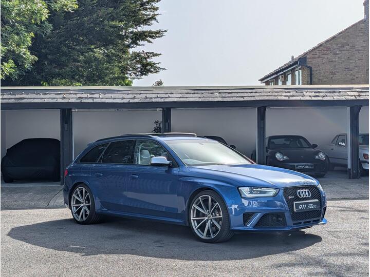 Audi RS4 Avant 4.2 FSI V8 S Tronic Quattro Euro 5 5dr